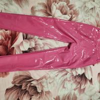 Розов латексов панталон с висока талия silvian heach , снимка 3 - Панталони - 45307030