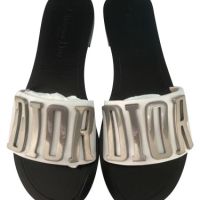 Dior дамски чехли естествена кожа , снимка 3 - Чехли - 45811391