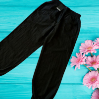 Черни спортни шушлякови панталони от найлон Pieces, S, M, снимка 1 - Панталони - 45040374