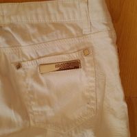 Бял панталон Roberto Cavalli, S-размер , снимка 3 - Панталони - 45129152