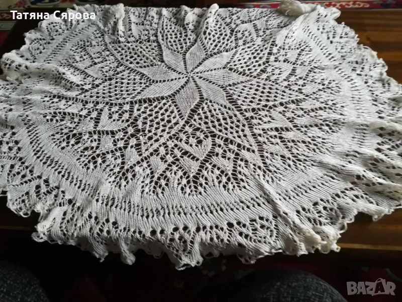 Кръгла плетена покривка, снимка 1