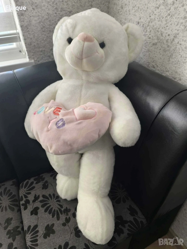 Голямо плюшено мече, със сърчице, снимка 1