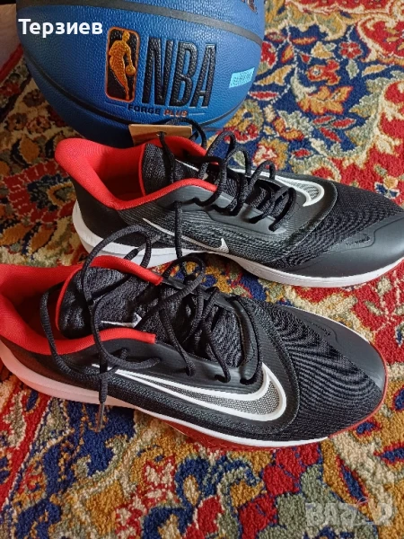 Продавам баскетболни маратонки , снимка 1