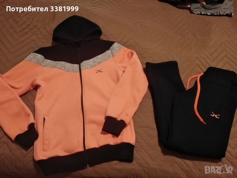 Нов ватиран дамски екип Лрр , снимка 1