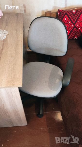 ново бюро със стол, снимка 1