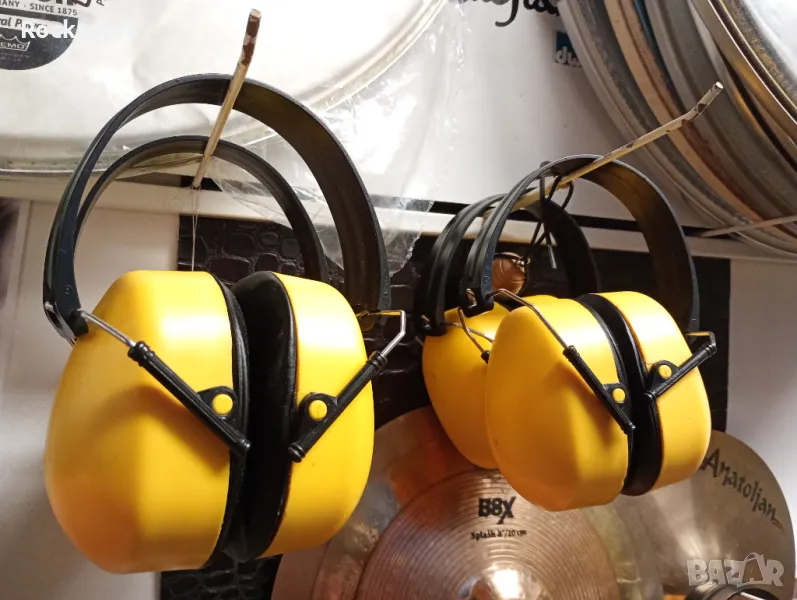 Антифони, снимка 1