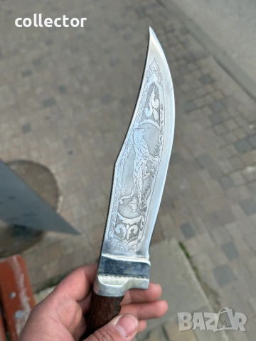 Руски ловен нож с богато гравирано острие. №7977, снимка 9 - Колекции - 53900660