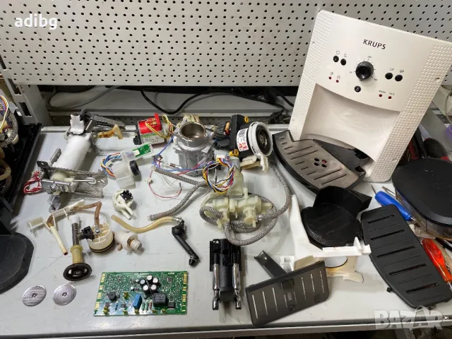 Евтини Части - Krups EA81 Бял без дисплей, снимка 2 - Кафемашини - 49814657