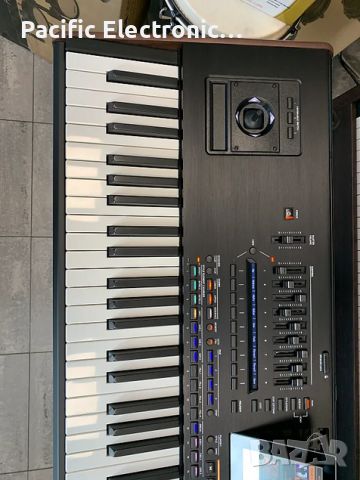 Korg Pa5X 61-клавишна професионална аранжорна клавиатура, снимка 4 - Синтезатори - 45283820