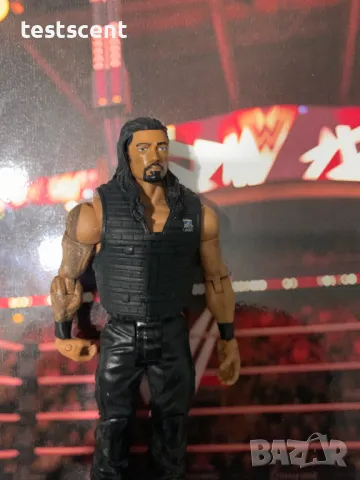 Екшън фигура WWE Roman Reigns Роман Рейнс играчка Basic Mattel figure black vest, снимка 5 - Колекции - 48509199