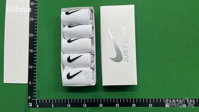 чорапи в кутия nike