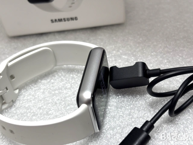 Смарт фитнес гривна Samsung Galaxy Fit3 R390, снимка 8 - Смарт гривни - 53340646