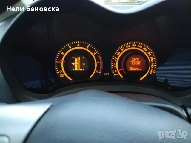 Toyota Auris, снимка 8 - Автомобили и джипове - 49040659