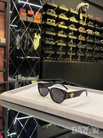 очила с черен обикновен калъф и ув защита versace louis vuitton, снимка 12 - Слънчеви и диоптрични очила - 51444699