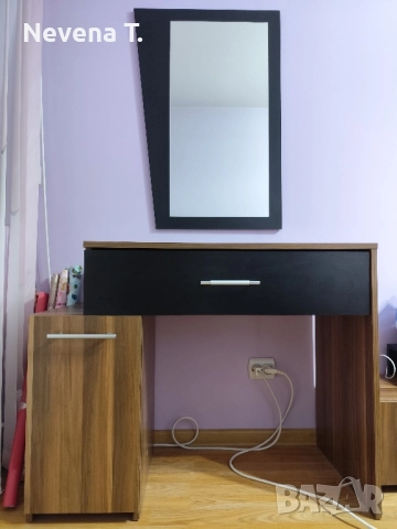 Спално обзавеждане - гардероб, тоалетка с огледало и нощни шкафчета , снимка 12 - Шкафове - 52185690