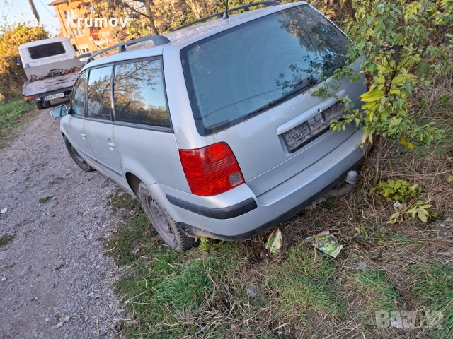 Vw passat 4 b5 1.6, снимка 3 - Автомобили и джипове - 52493016