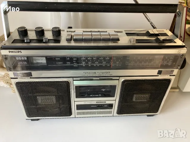 Радио касетофон Philips 8589, снимка 1