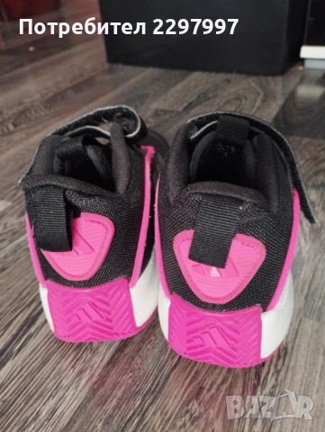 Детски маратонки Адидас 33 номер, снимка 5 - Детски маратонки - 54098826