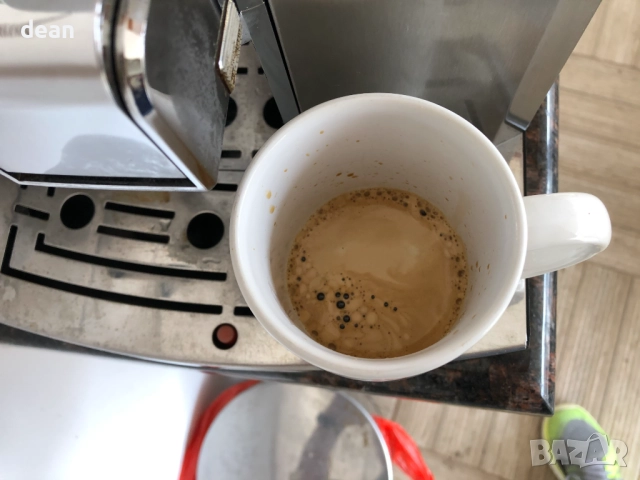 Кафемашина Saeco Syntia, снимка 10 - Кафемашини - 51458837