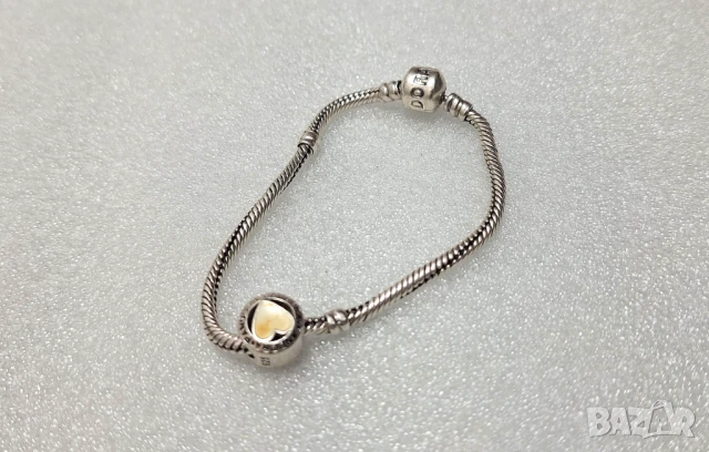 Оригинална Сребърна Гривна PANDORA с Талисман "Сърце от злато"-12.29 грама, снимка 2 - Гривни - 50796685