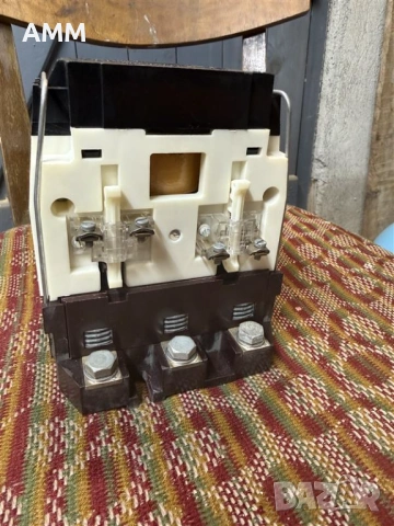 Чешки контактор 100А. / 220V., снимка 2 - Други машини и части - 53168795