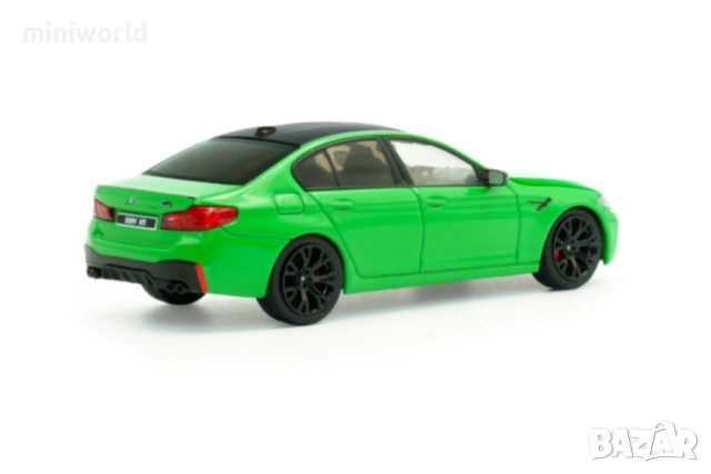 BMW M5 F90 Competition 2022 - мащаб 1:43 на Solido моделът е нов в PVC дисплей-кейс, снимка 2 - Колекции - 53443570