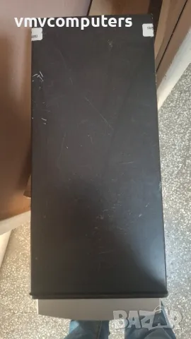 Продавам голяма кутия за компютър, снимка 3 - Захранвания и кутии - 42220257