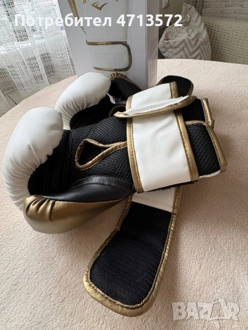 Боксови ръкавици Everlast, снимка 2 - Фен артикули - 53222246