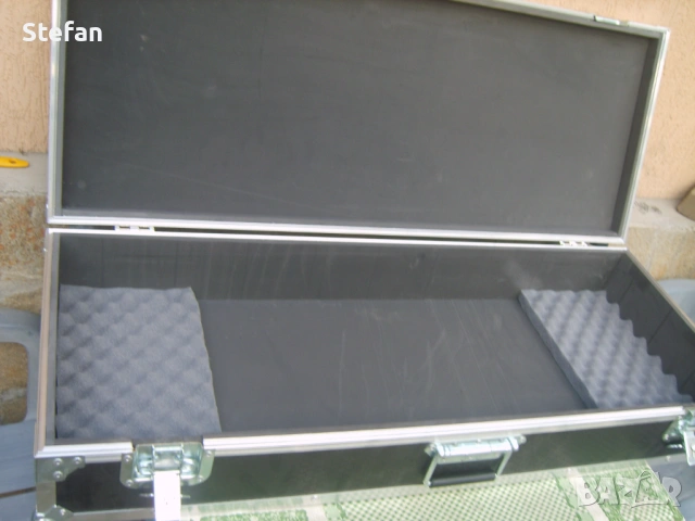 Продавам кейс (куфар) за Korg PA 600