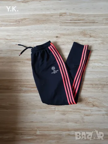 Оригинално мъжко долнище Adidas Climacool x F.C. Bayern Munchen x UEFA Champions League, снимка 4 - Спортни дрехи, екипи - 47026900