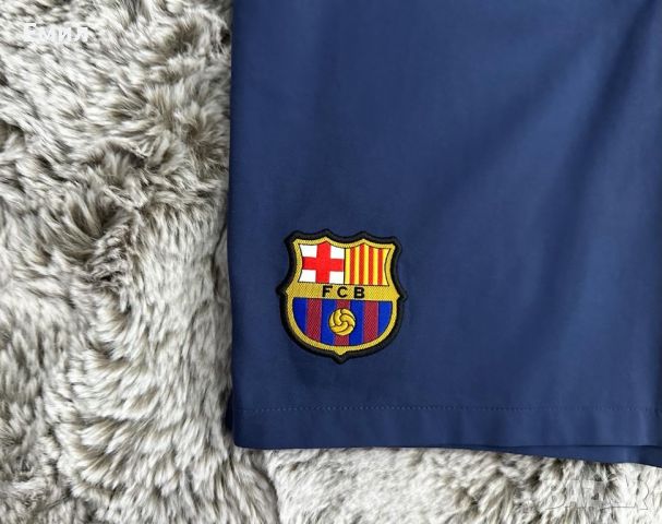Оригинални шорти Nike x FC Barcelona 2022/23 Размер М, снимка 2 - Къси панталони - 46404342