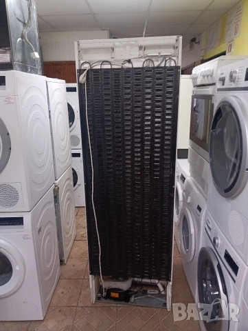 Огромен вертикален фризер с 8 чекмеджета Миеле Miele Made in Germany с две години гаранция!, снимка 7 - Фризери - 52543910