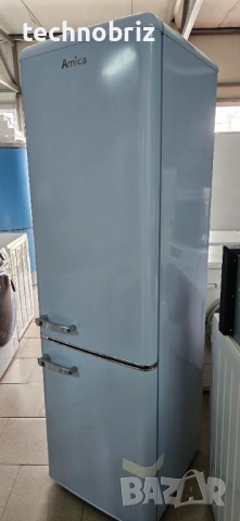 Немски ретро хладилник с фризер Amica Baby Blue - 2 ГОДИНИ ГАРАНЦИЯ, снимка 3 - Хладилници - 54137072