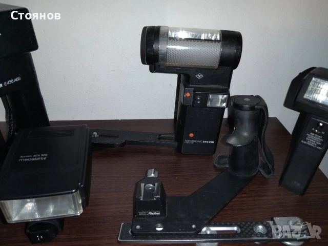 Светкавици за камери Rollei, BAUER, POLAROID, Metz , снимка 12 - Светкавици, студийно осветление - 48676783