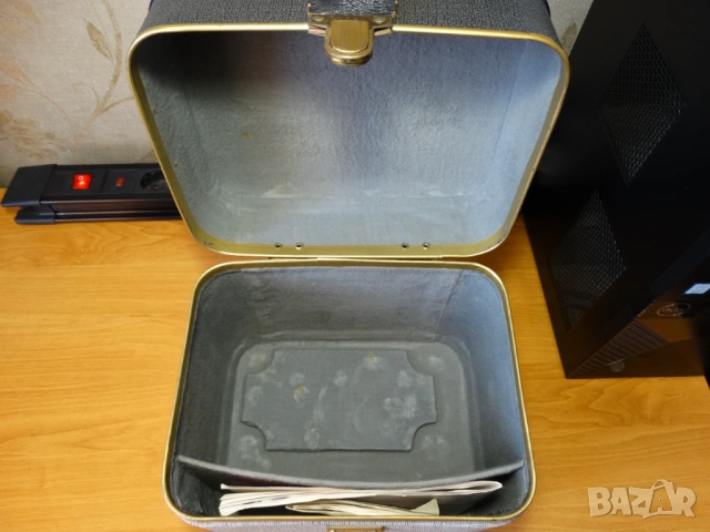 EUMIG P8 automatic novo ..., снимка 18 - Плейъри, домашно кино, прожектори - 53858647