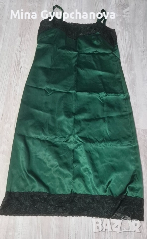 зелена рокля after от сатен 