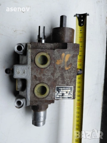 хидравличен разпределител, снимка 2 - Резервни части за машини - 53445413