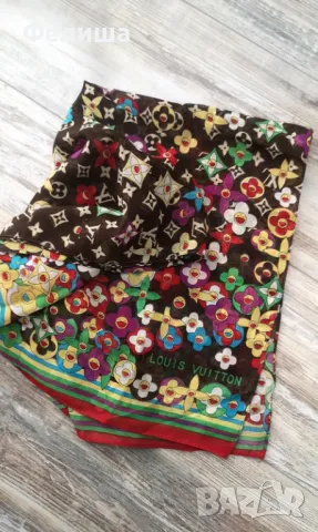 Разкошен Монограмен Шал с Брандово Лого код: LV5 , снимка 2 - Шалове - 50206438