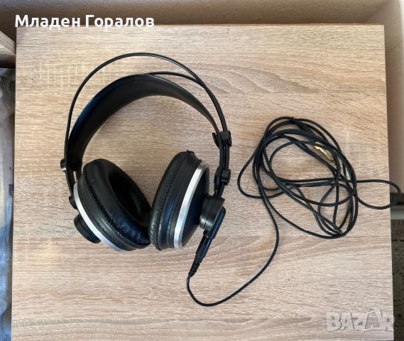 Студийни слушалки AKG K271 Studio, снимка 2 - Слушалки и портативни колонки - 45264905