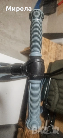 Тротинетка MAKANI ROADSTER, снимка 5 - Скутери и тротинетки - 52078557