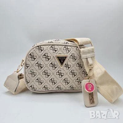 дамска кожена чанта guess 