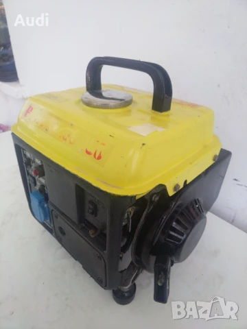 Двутактов бензинов генератор Максимално захранване 900W  3.7A, снимка 6 - Електродвигатели - 49933426