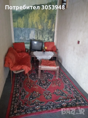 Продавам двуетажна къща в центъра на град Брезово , снимка 10 - Къщи - 53950992