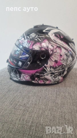 Чисто нова женска каска XS