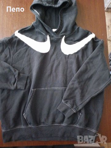 Горнище Nike, снимка 1 - Спортни дрехи, екипи - 45695497