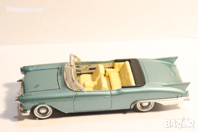 1/43 SOLIDO CADILLAC ELDORADO КОЛИЧКА КАМИОН МОДЕЛ, снимка 2 - Колекции - 53341439