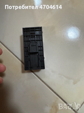 Бутони на ел. стъклата на шофьорската врата на Ауди Audi A8 D4 4H само за 30Eur. 4H0959851D, снимка 3 - Части - 53195947