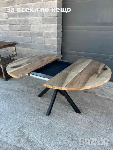 Трапезна маса изработена от ОРЕХОВА дървесина диаметър 120см. , снимка 2 - Маси - 49734636