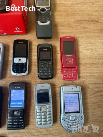 Стари телефони(колекционерски), снимка 3 - Други - 47566090