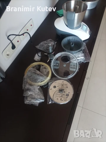 Мултифункционален кухненски робот., снимка 5 - Кухненски роботи - 51085828